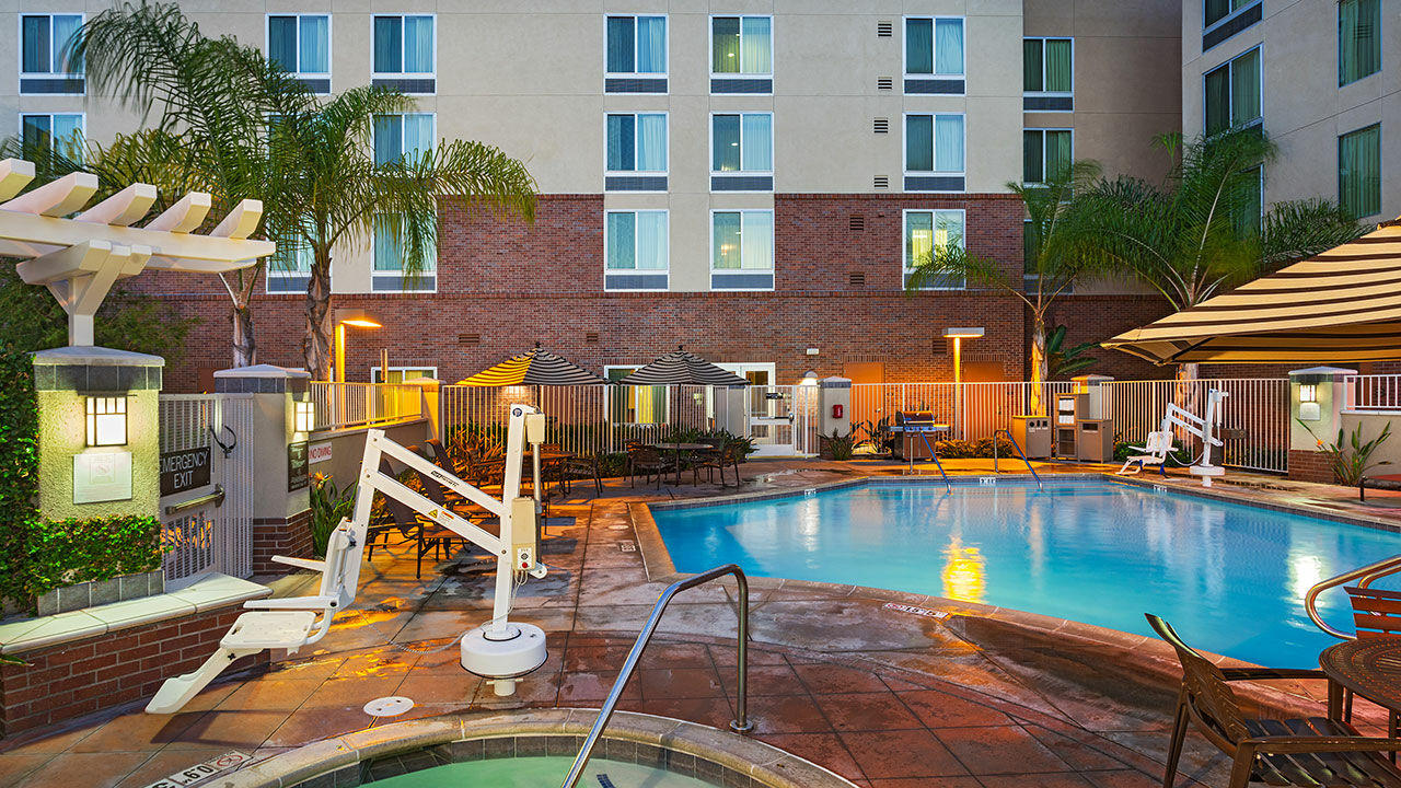 Hyatt Place San Diego-Vista/Carlsbad Экстерьер фото